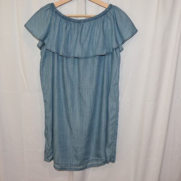 NWT Hinge Top One Size Blue Chambray Ruffled Elastic Neck - Picture 8 of 15